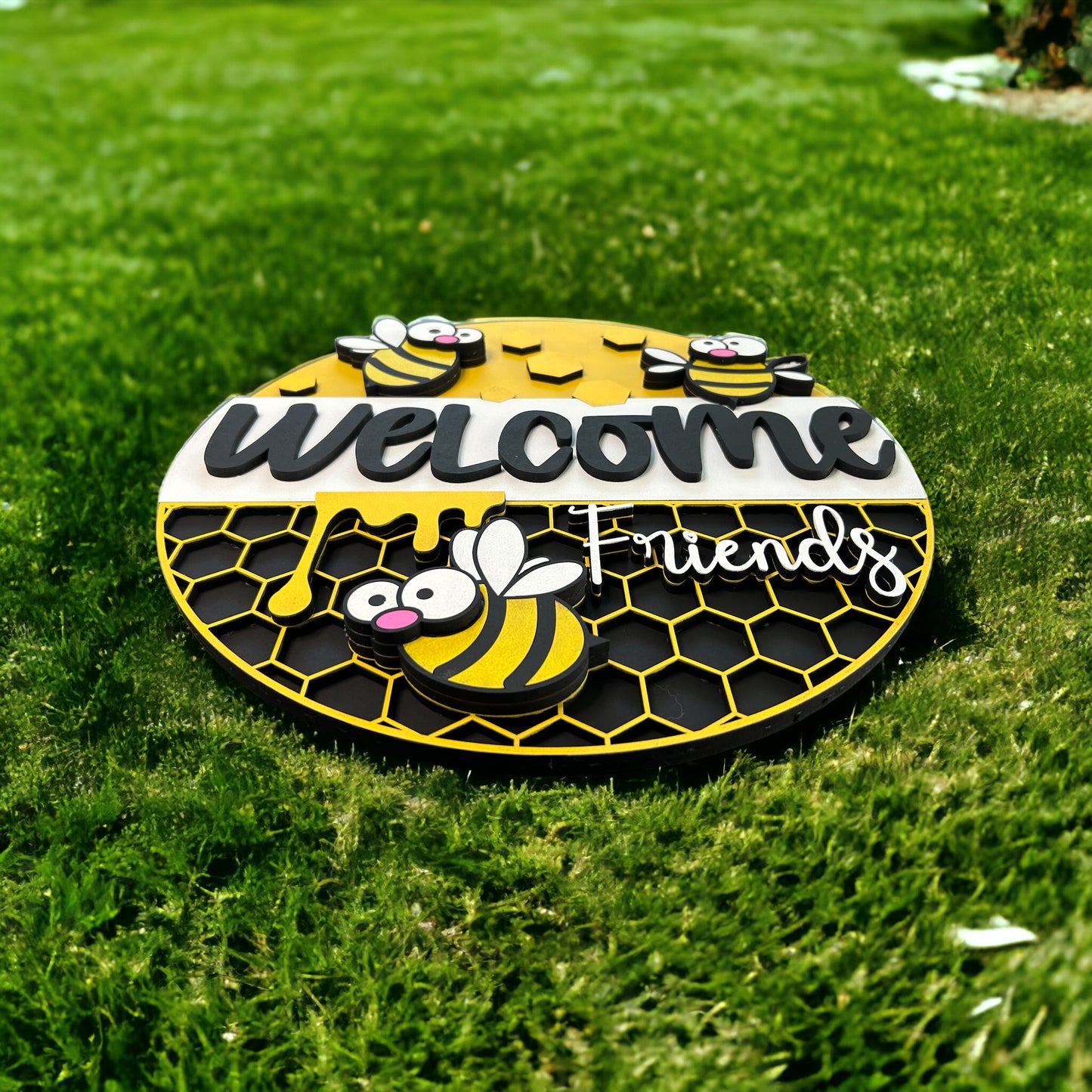 Bee Welcome Friends Door Hanger - Finished